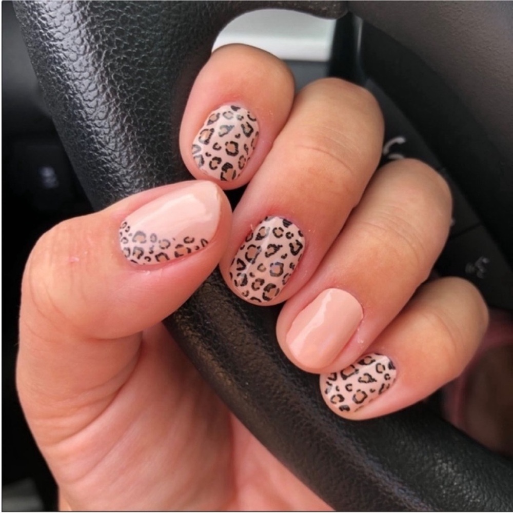 *Retired* Color Street: Trend Spotted | Leopard Print Animal Neutral Beige Nude - Picture 2 of 12